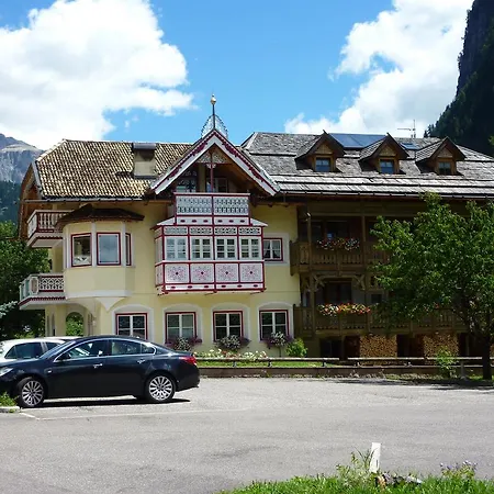 Apartment Majon Sotroi *